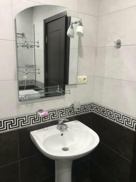 Apartments By The Sea باتومي المظهر الخارجي الصورة
